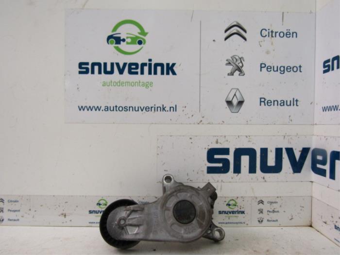 Usados Rodillo tensor correa múltiple Peugeot 308 (L3/L8/LB/LH/LP) 1.6 BlueHDi 120 Precio € 36,00 IVA incluido ofrecido por Snuverink Autodemontage
