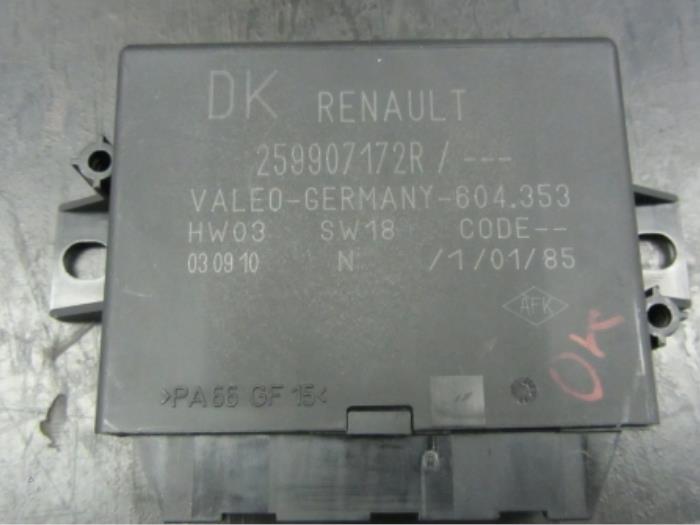 PDC Module from a Renault Laguna III Estate (KT) 2.0 Turbo 16V 2010