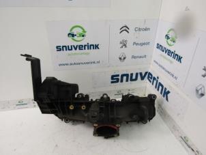 Used Intake manifold Renault Master IV (MA/MB/MC/MD/MH/MF/MG/MH) 2.3 dCi 135 16V FWD Price € 90,75 Inclusive VAT offered by Snuverink Autodemontage