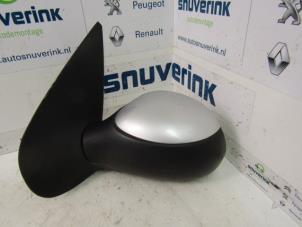 Used Wing mirror, left Peugeot 206 (2A/C/H/J/S) 1.4 XR,XS,XT,Gentry Price € 25,33 Margin scheme offered by Snuverink Autodemontage