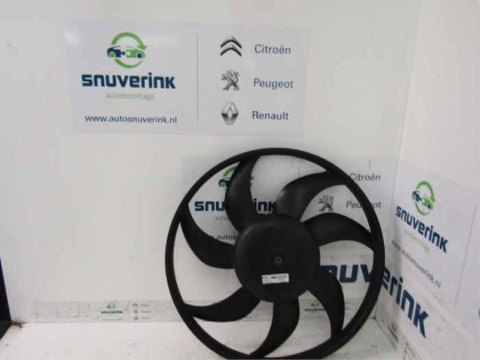 Używane Silnik wentylatora Peugeot Bipper (AA) 1.4 HDi Cena € 32,38 Z VAT oferowane przez Snuverink Autodemontage