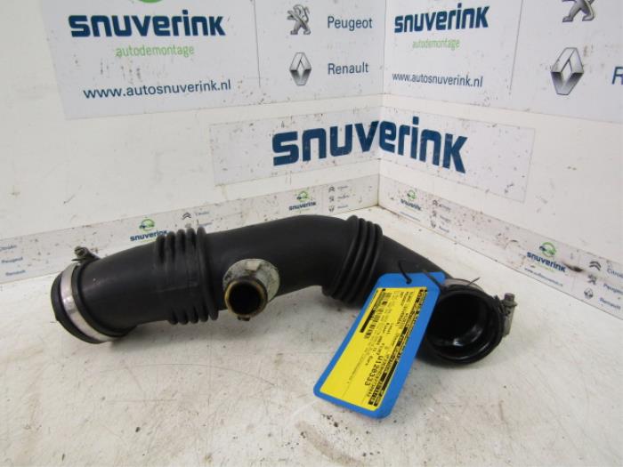 Hose (miscellaneous) from a Peugeot 307 Break (3E) 1.6 HDiF 110 16V 2004