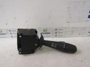 Used Wiper switch Renault Trafic (1FL/2FL/3FL/4FL) 1.6 dCi 125 Twin Turbo Price € 102,85 Inclusive VAT offered by Snuverink Autodemontage