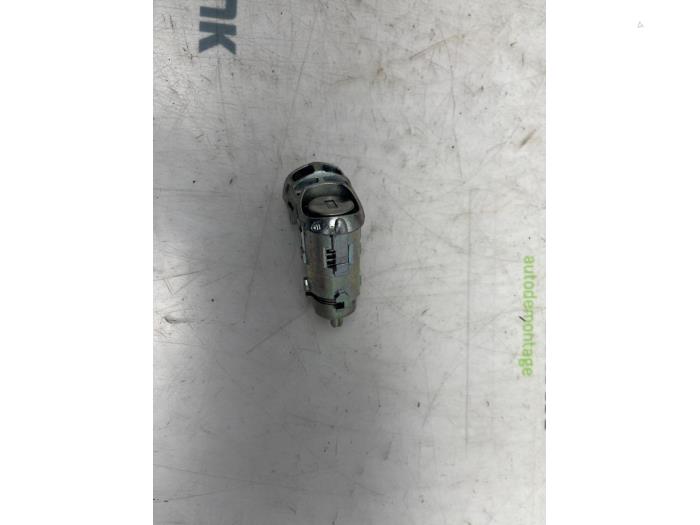 Set of locks from a Renault Trafic (1FL/2FL/3FL/4FL) 1.6 dCi 125 Twin Turbo 2017