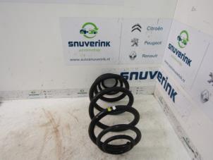 Used Rear coil spring Renault Trafic (1FL/2FL/3FL/4FL) 1.6 dCi 125 Twin Turbo Price € 60,50 Inclusive VAT offered by Snuverink Autodemontage