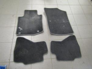 Used Set of mats Peugeot 107 1.0 12V Price € 30,00 Margin scheme offered by Snuverink Autodemontage