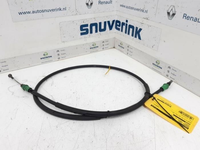 Usagé Câble frein à main Renault Trafic (1FL/2FL/3FL/4FL) 1.6 dCi 125 Twin Turbo Prix € 24,20 Prix TTC proposé par Snuverink Autodemontage