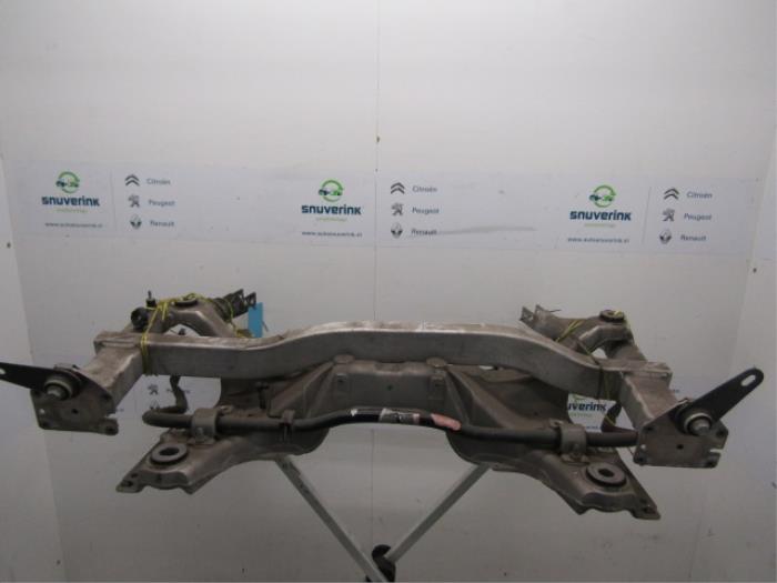 Used Subframe Peugeot 407 (6D) 2.0 HDiF 16V Price € 157,49 Margin scheme offered by Snuverink Autodemontage