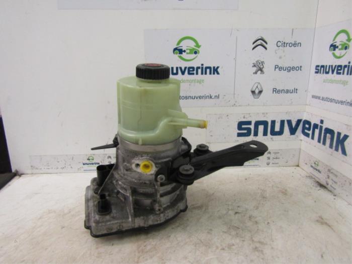 Power steering pump Renault Trafic 1.6 dCi 125 Twin Turbo 491100616R