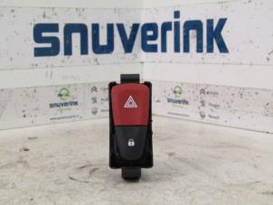 Used Panic lighting switch Renault Megane III Berline (BZ) 1.4 16V TCe 130 Price € 10,00 Margin scheme offered by Snuverink Autodemontage
