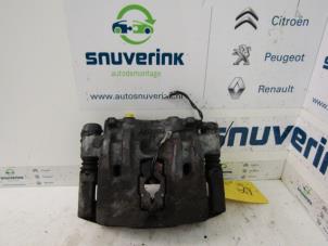 Usados Pinzas de freno izquierda detrás Renault Mascott 3.0 DXi 16V Precio de solicitud ofrecido por Snuverink Autodemontage