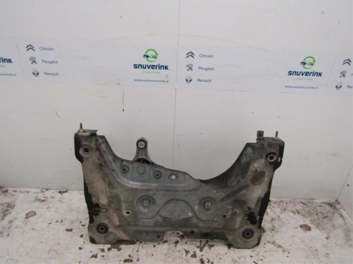Usagé Faux châssis Renault Laguna III Estate (KT) 1.5 dCi 110 Prix € 75,00 Règlement à la marge proposé par Snuverink Autodemontage