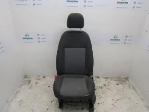 Używane Fotel lewy Peugeot Bipper (AA) 1.3 HDI Cena na żądanie oferowane przez Snuverink Autodemontage