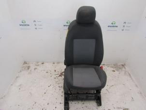 Gebrauchte Sitz rechts Peugeot Bipper (AA) 1.3 HDI Preis € 108,90 Mit Mehrwertsteuer angeboten von Snuverink Autodemontage