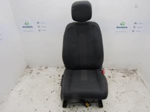 Używane Fotel prawy Renault Megane Cena € 80,00 Procedura marży oferowane przez Snuverink Autodemontage
