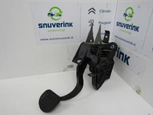 Used Brake pedal Renault Laguna III Estate (KT) 1.5 dCi 110 Price € 50,00 Margin scheme offered by Snuverink Autodemontage