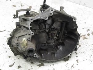 Used Gearbox Peugeot 206 (2A/C/H/J/S) 1.4 XR,XS,XT,Gentry Price € 150,00 Margin scheme offered by Snuverink Autodemontage