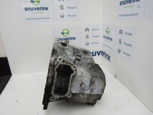 Used Gearbox casing Peugeot 3008 Price € 40,00 Margin scheme offered by Snuverink Autodemontage