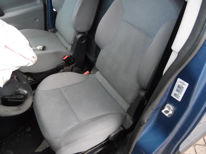 Peugeot Partner 08- Sitze links Vorrat | ProxyParts.de