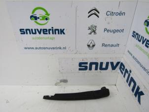 Gebrauchte Scheibenwischerarm hinten Citroen C3 Picasso (SH) 1.4 16V VTI 95 Preis € 35,00 Margenregelung angeboten von Snuverink Autodemontage