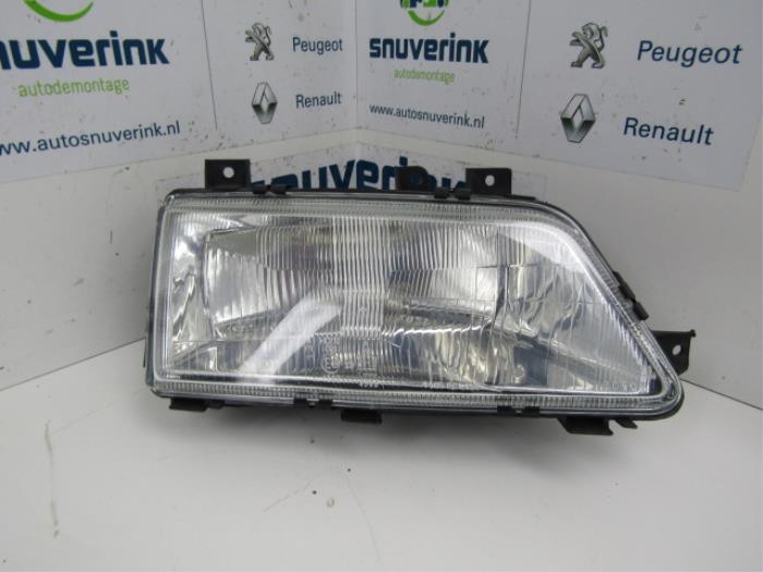 Phare Avant Gauche Peugeot 405 - Modèle VALEO 6204.82, Halogène H4, 12V, Neuf D'origine