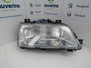 New Headlight, right Peugeot 405 Price on request offered by Snuverink Autodemontage