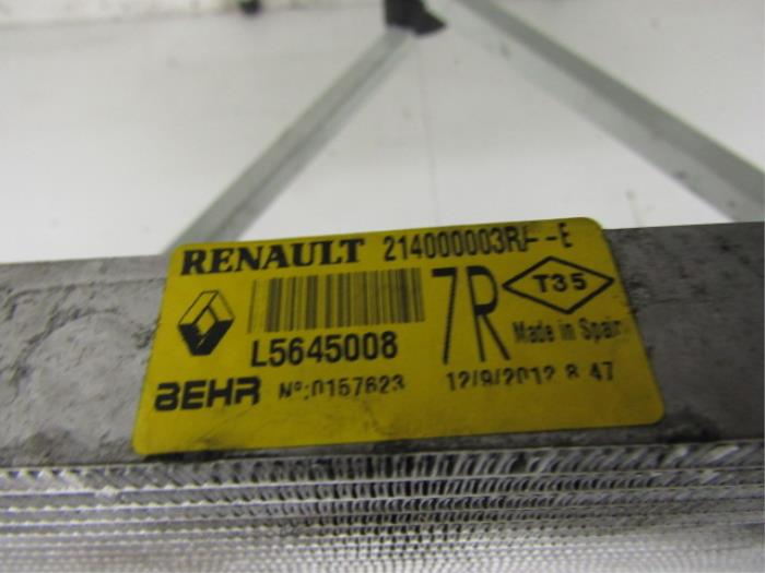 Radiator from a Renault Laguna III Estate (KT) 1.5 dCi 110 2012