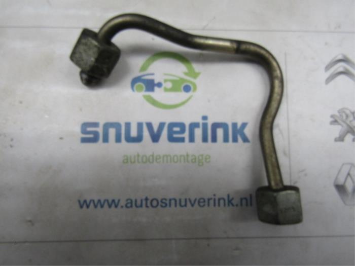 Fuel line from a Peugeot 206 SW (2E/K) 2.0 HDi 2004