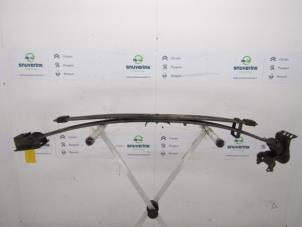 Used Rear leaf spring Renault Master III (FD/HD) 2.5 dCi 120 FAP Price € 211,75 Inclusive VAT offered by Snuverink Autodemontage