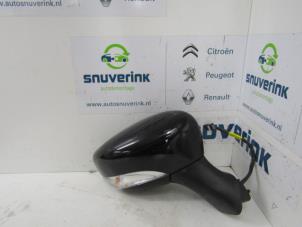 Used Wing mirror, right Renault Clio IV Estate/Grandtour (7R) 1.5 Energy dCi 90 FAP Price € 50,00 Margin scheme offered by Snuverink Autodemontage