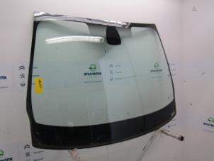 Gebrauchte Windschutzscheibe Renault Megane III Grandtour (KZ) 1.4 16V TCe 130 Preis € 135,00 Margenregelung angeboten von Snuverink Autodemontage