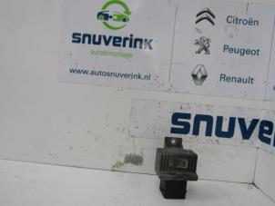 Gebrauchte Vorglührelais Renault Master IV (FV) 2.3 dCi 100 16V FWD Preis € 30,25 Mit Mehrwertsteuer angeboten von Snuverink Autodemontage