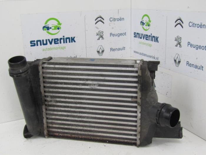 Usados Intercooler Renault Clio IV (5R) 1.5 dCi 75 FAP Precio € 50,98 Norma de margen ofrecido por Snuverink Autodemontage
