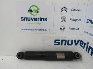 Used Rear shock absorber, right Peugeot Expert (VA/VB/VE/VF/VY) 1.6 Blue HDi 95 16V Price € 30,00 Margin scheme offered by Snuverink Autodemontage