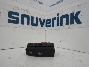 Używane Przelacznik Citroen DS4 (NX) 1.6 e-HDi 16V 115 Cena € 25,00 Procedura marży oferowane przez Snuverink Autodemontage