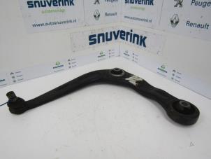 Used Front wishbone, left Peugeot 206 SW (2E/K) 1.4 16V Price € 30,00 Margin scheme offered by Snuverink Autodemontage