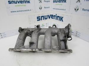 Used Intake manifold Renault Clio III (BR/CR) 1.2 16V TCe 100 Price on request offered by Snuverink Autodemontage
