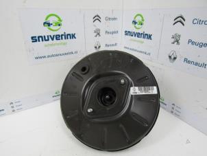 Used Brake servo Renault Clio IV Estate/Grandtour (7R) 1.5 Energy dCi 90 FAP Price on request offered by Snuverink Autodemontage