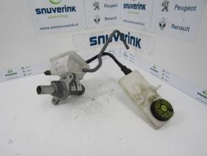 Used Master cylinder Citroen DS4 (NX) 1.6 e-HDi 16V 115 Price on request offered by Snuverink Autodemontage