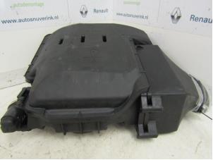 Gebrauchte Luftfiltergehäuse Renault Megane (BA/SA) 1.4 16V Preis € 30,00 Margenregelung angeboten von Snuverink Autodemontage