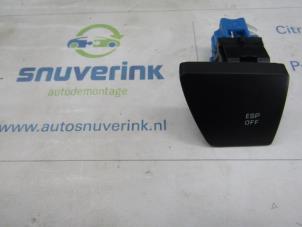 Used ESP switch Peugeot 307 (3A/C/D) 2.0 HDi 135 16V FAP Price on request offered by Snuverink Autodemontage