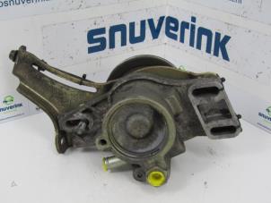 Usagé Pompe de direction Renault Trafic I (TXX) 2.1 D T900 Prix sur demande proposé par Snuverink Autodemontage
