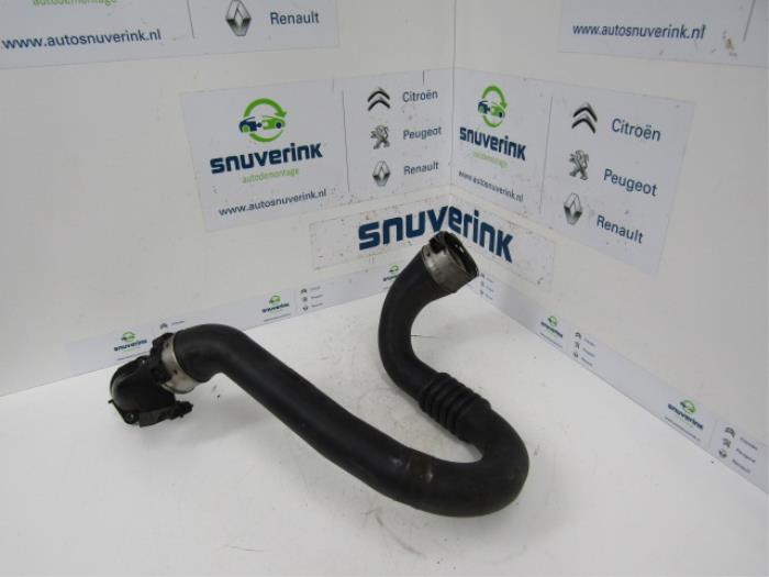 Gebrauchte Intercooler Schlauch Renault Megane III Berline (BZ) 1.4 16V TCe 130 Preis € 34,42 Margenregelung angeboten von Snuverink Autodemontage
