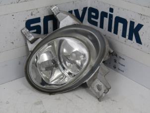 Used Fog light, front left Peugeot 206 (2A/C/H/J/S) 1.4 XR,XS,XT,Gentry Price on request offered by Snuverink Autodemontage
