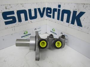 Używane Glówny cylinder hamulcowy Citroen Berlingo Multispace 1.6 HDi 90 Cena € 30,25 Z VAT oferowane przez Snuverink Autodemontage