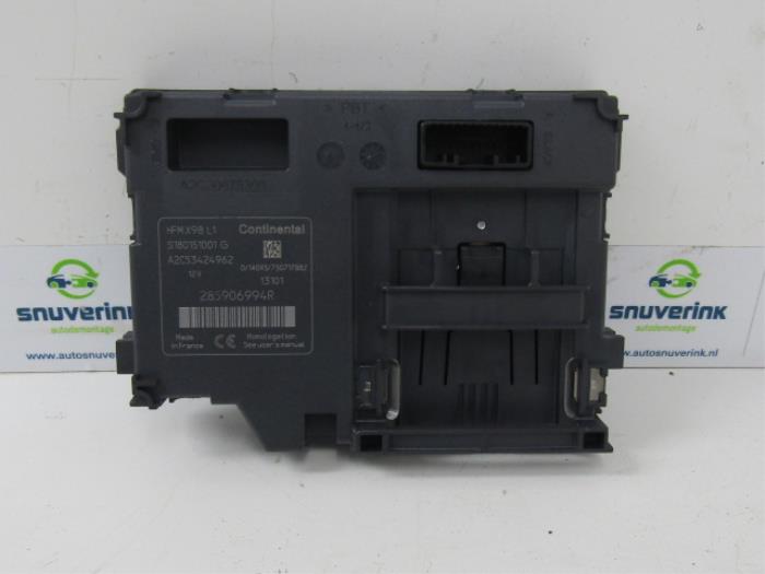 Card reader (lock) from a Renault Clio IV Estate/Grandtour (7R) 1.5 Energy dCi 75 FAP 2013
