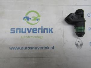 Używane Wtryskiwacz (wtrysk benzyny) Renault Scénic I (JA) 1.8 16V Cena € 20,00 Procedura marży oferowane przez Snuverink Autodemontage
