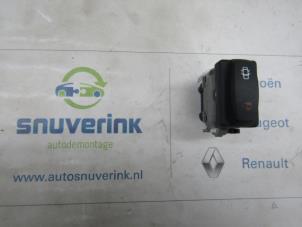 Used Switch Renault Laguna II Grandtour (KG) 2.0 16V Price on request offered by Snuverink Autodemontage