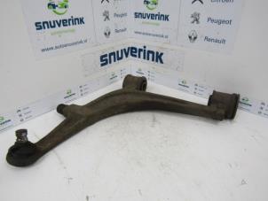 Used Front wishbone, left Renault Master II (FD/HD) 2.8 dTi T35 Price on request offered by Snuverink Autodemontage
