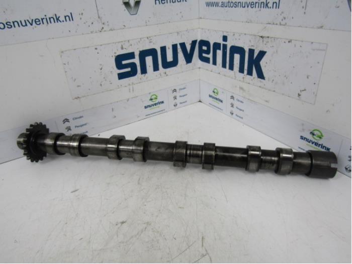 Camshaft from a Peugeot Expert (G9) 2.0 HDi 120 2010